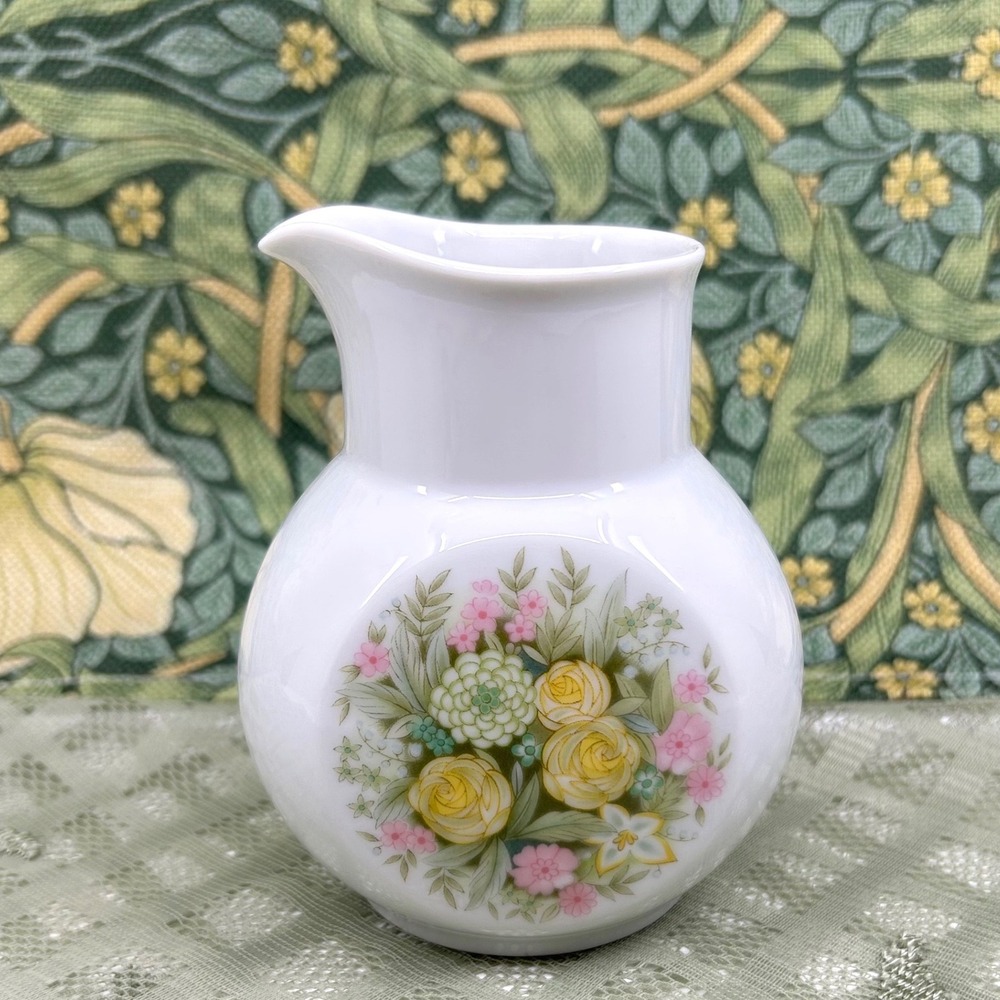 Noritake Younger Image China Japan 80s Bud Vase Creamer Floral Design Decor